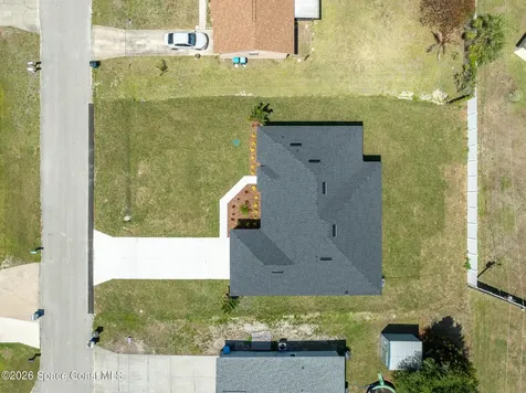 680 Londonderry Circle SE Palm Bay FL 32909