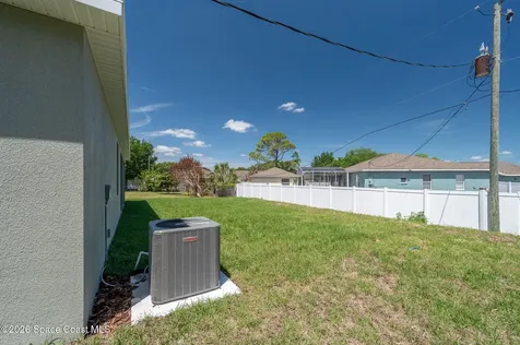 680 Londonderry Circle SE Palm Bay FL 32909