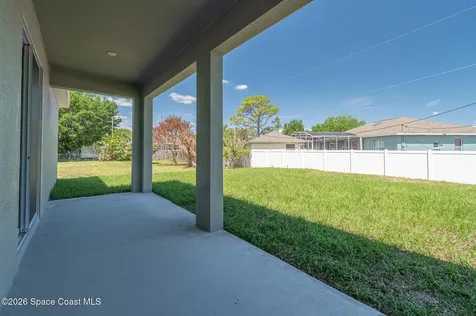 680 Londonderry Circle SE Palm Bay FL 32909