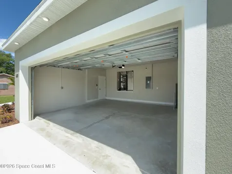 680 Londonderry Circle SE Palm Bay FL 32909