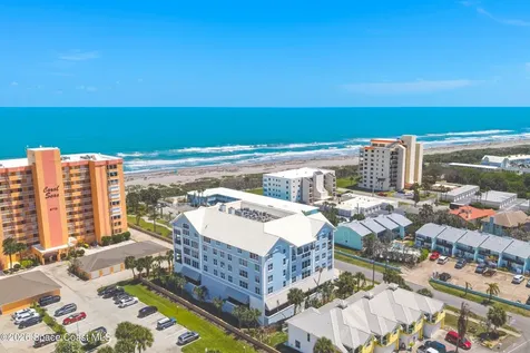 410 Hayes Avenue Cocoa Beach FL 32931