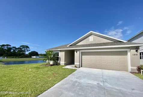 1210 Dania Circle NE Palm Bay FL 32905