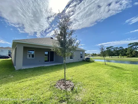 1210 Dania Circle NE Palm Bay FL 32905