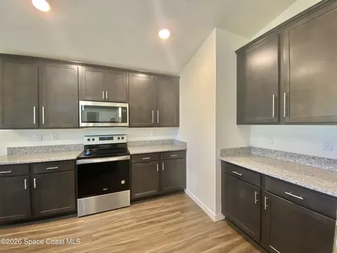1210 Dania Circle NE Palm Bay FL 32905
