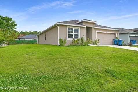 1574 Heartwellville Street NW Palm Bay FL 32907