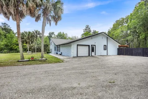 912 S 5th Street Macclenny FL 32063