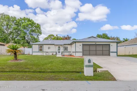 413 Orlov Road NW Palm Bay FL 32907