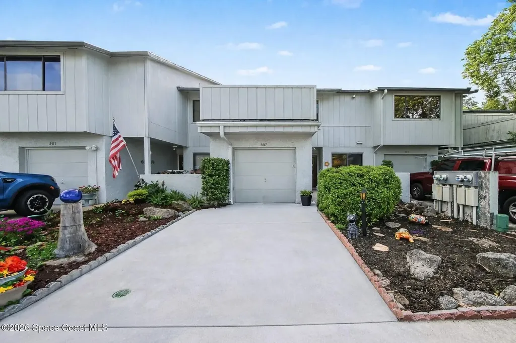 1987 Dipol Courtway Titusville FL 32780