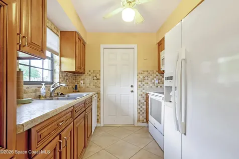2104 Watts Drive Mims FL 32754