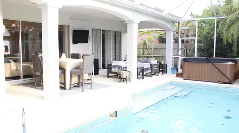 132 Cambridge Court Indialantic FL 32903