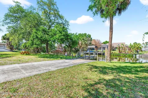 440 Mohawk Trail Merritt Island FL 32953