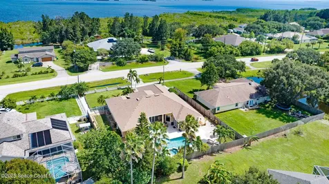2735 S Courtenay Parkway Merritt Island FL 32952
