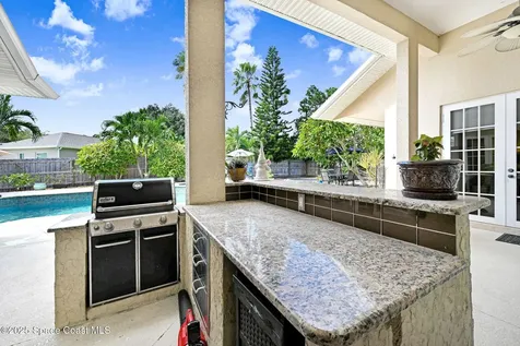 2735 S Courtenay Parkway Merritt Island FL 32952