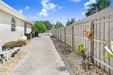 2735 S Courtenay Parkway Merritt Island FL 32952