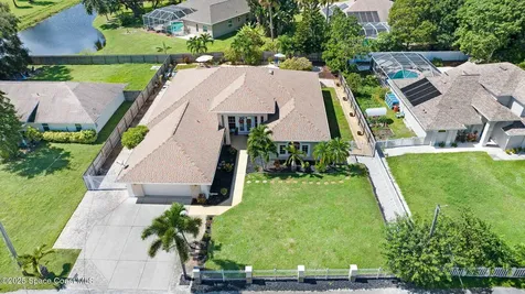 2735 S Courtenay Parkway Merritt Island FL 32952