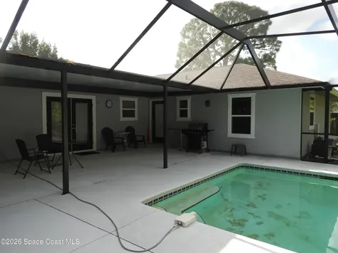 1220 Snowbird Avenue NW Palm Bay FL 32907