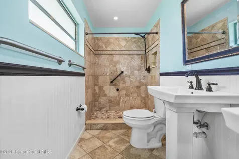 435 10th Avenue Indialantic FL 32903