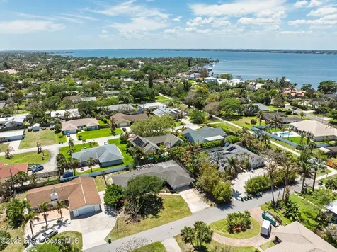 435 10th Avenue Indialantic FL 32903