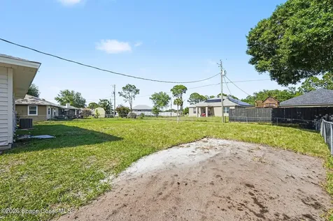 1037 Colonnade Avenue SE Palm Bay FL 32909