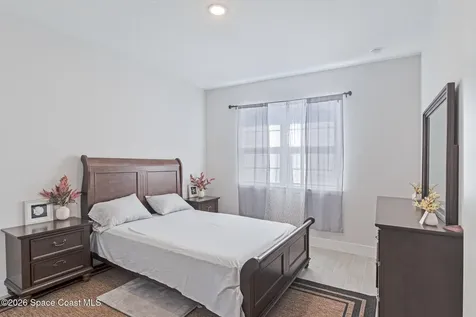 951 Sareta Street SE Palm Bay FL 32909