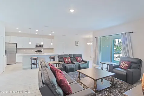 951 Sareta Street SE Palm Bay FL 32909