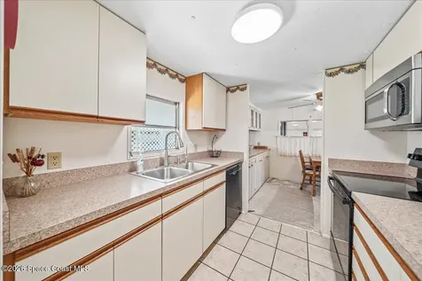 627 Sunrise Court NE Palm Bay FL 32907