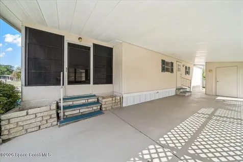 627 Sunrise Court NE Palm Bay FL 32907