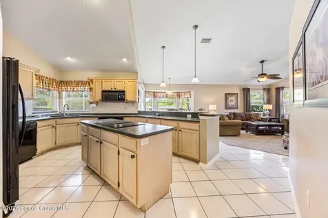 1812 Woodberry Circle Melbourne FL 32935
