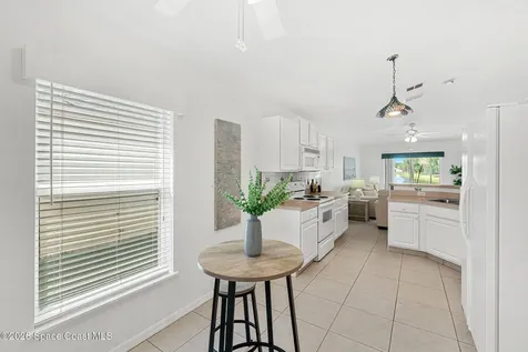 1755 Vista Lake Circle Melbourne FL 32904