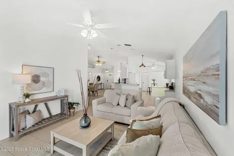 1755 Vista Lake Circle Melbourne FL 32904
