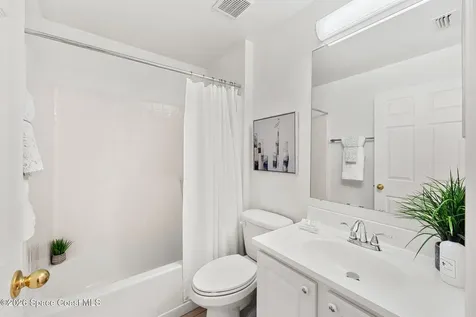 1755 Vista Lake Circle Melbourne FL 32904