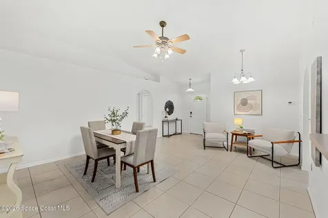 1755 Vista Lake Circle Melbourne FL 32904