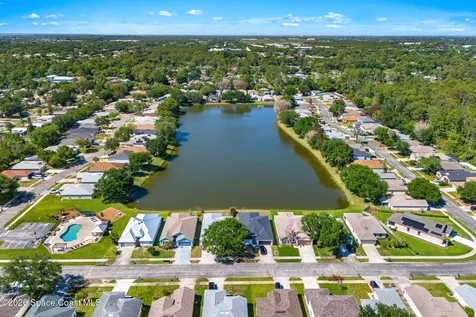 1755 Vista Lake Circle Melbourne FL 32904