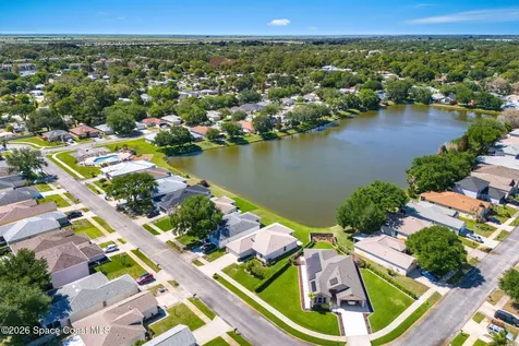 1755 Vista Lake Circle Melbourne FL 32904