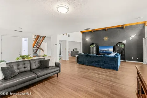907 Osprey Drive Melbourne FL 32940