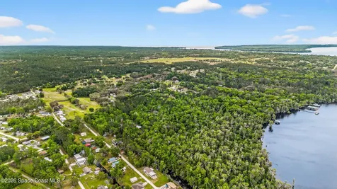 1239, 41, 43 County Road 309 Crescent City FL 32112