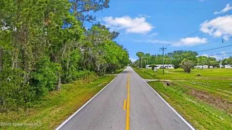 1239, 41, 43 County Road 309 Crescent City FL 32112
