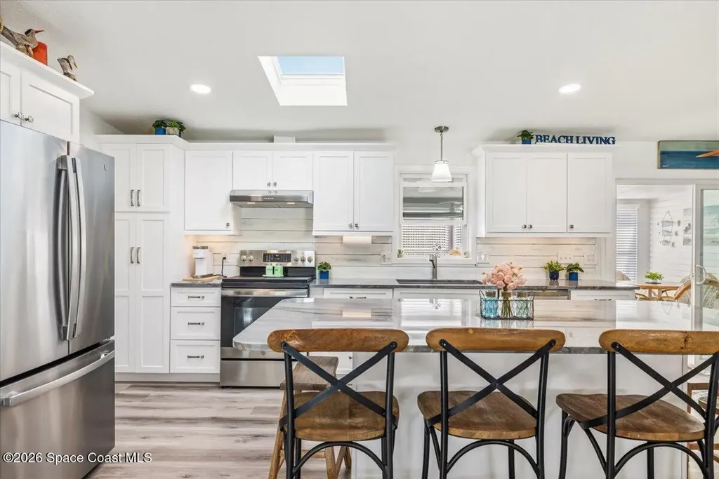 487 N Marlin Circle Barefoot Bay FL 32976