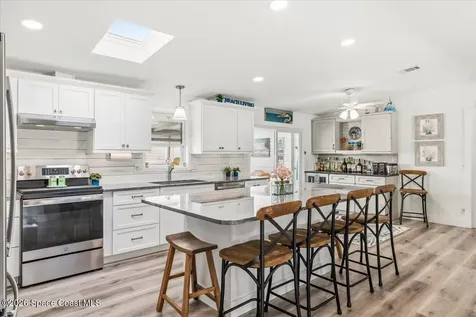 487 N Marlin Circle Barefoot Bay FL 32976