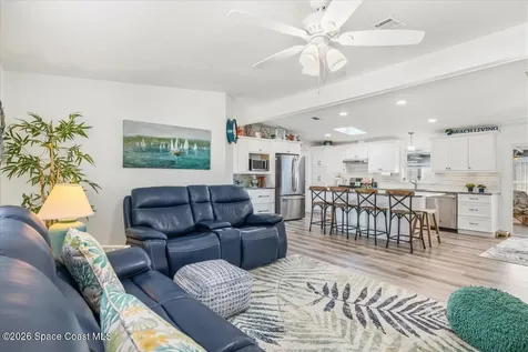 487 N Marlin Circle Barefoot Bay FL 32976