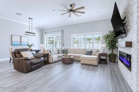 4695 Hebron Drive Merritt Island FL 32953