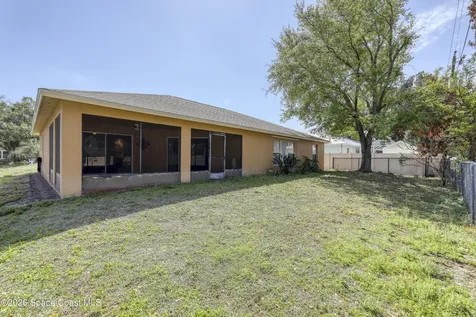 1142 NE Lincoln Street NE Palm Bay FL 32905