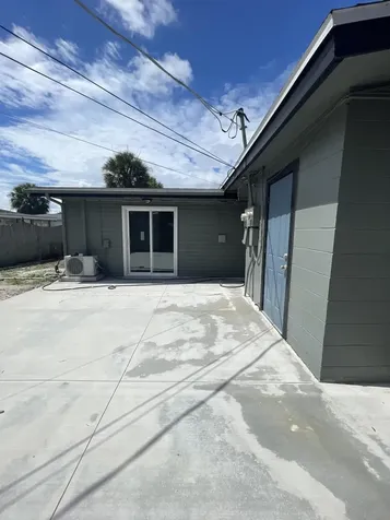 5 N Deleon Avenue Titusville FL 32796