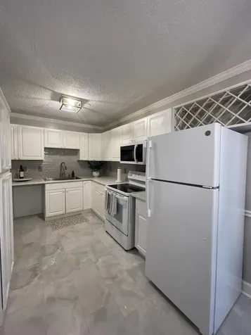 5 N Deleon Avenue Titusville FL 32796