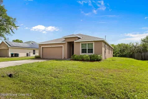 335 Calcutta Avenue NW Palm Bay FL 32907