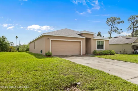 335 Calcutta Avenue NW Palm Bay FL 32907