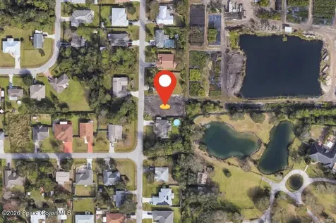 335 Calcutta Avenue NW Palm Bay FL 32907