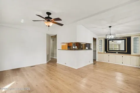924 Dogwood Drive Barefoot Bay FL 32976