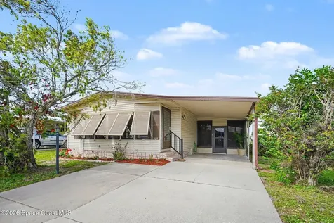 924 Dogwood Drive Barefoot Bay FL 32976