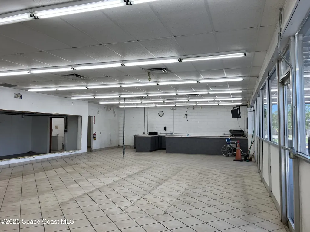 3250 Highway 1 Mims FL 32754
